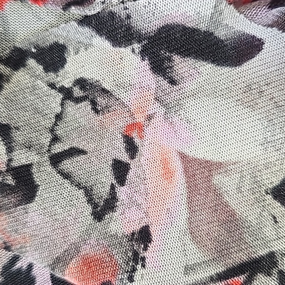 Relativity Multi Color Ruffle Sleeveless Top Size Small - Picture 12 of 15